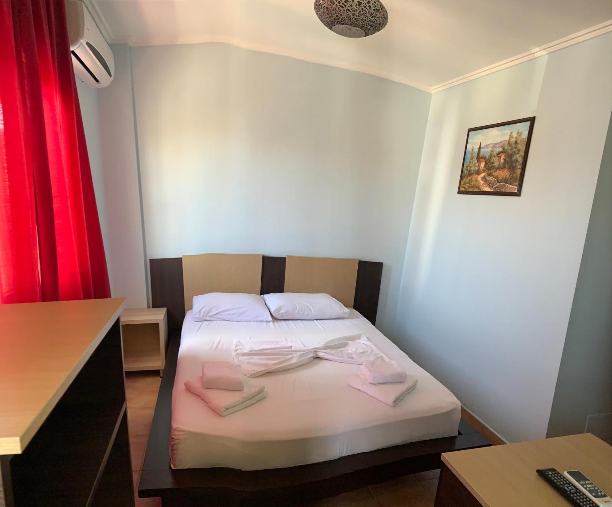 Hotel Dodona Sarande Ngoại thất bức ảnh