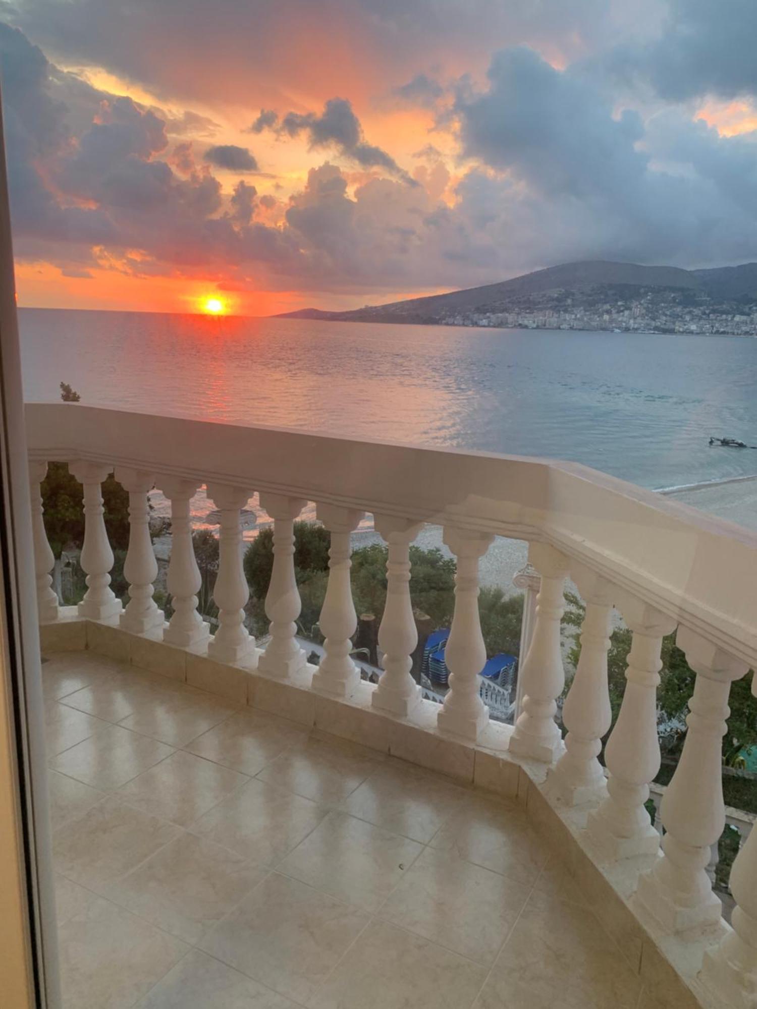 Hotel Dodona Sarande Ngoại thất bức ảnh