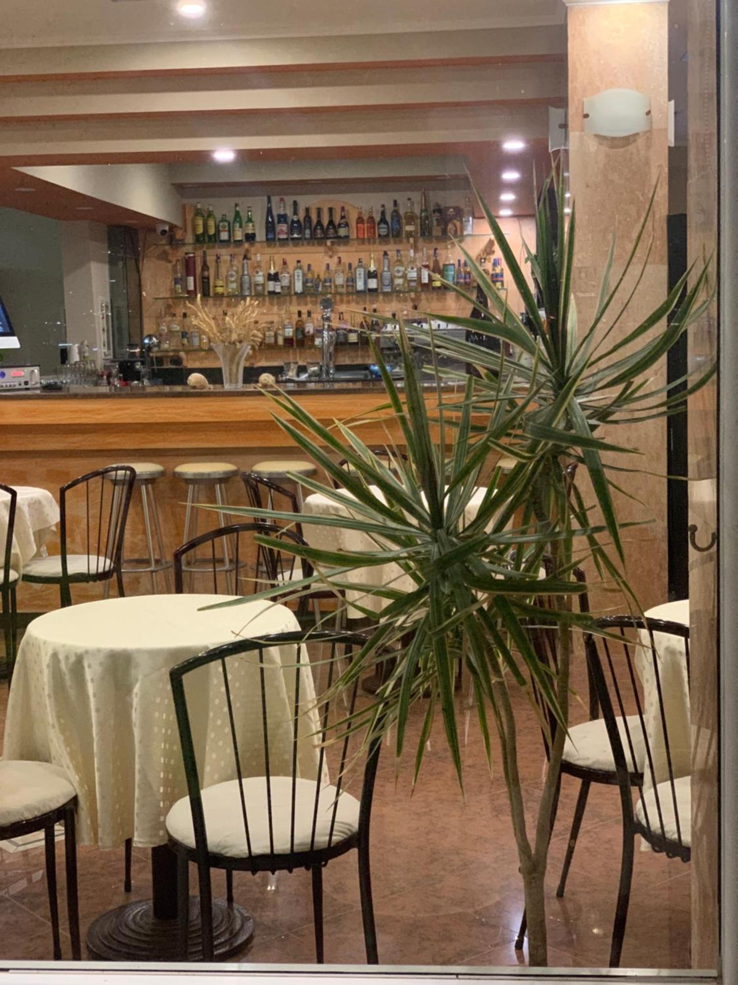 Hotel Dodona Sarande Ngoại thất bức ảnh