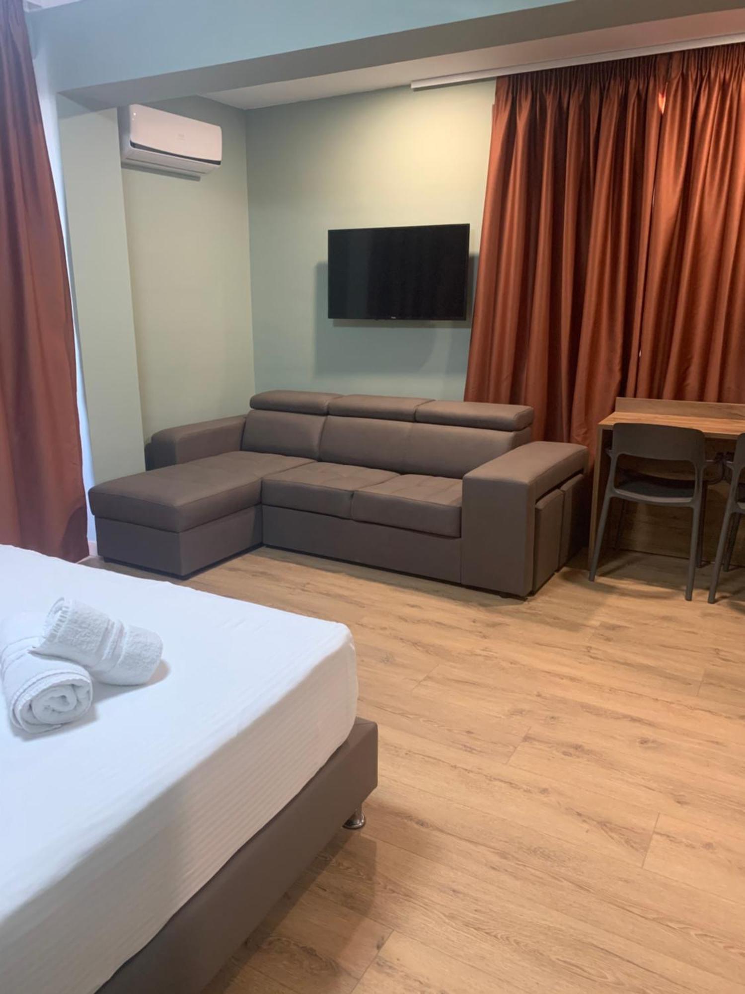 Hotel Dodona Sarande Ngoại thất bức ảnh