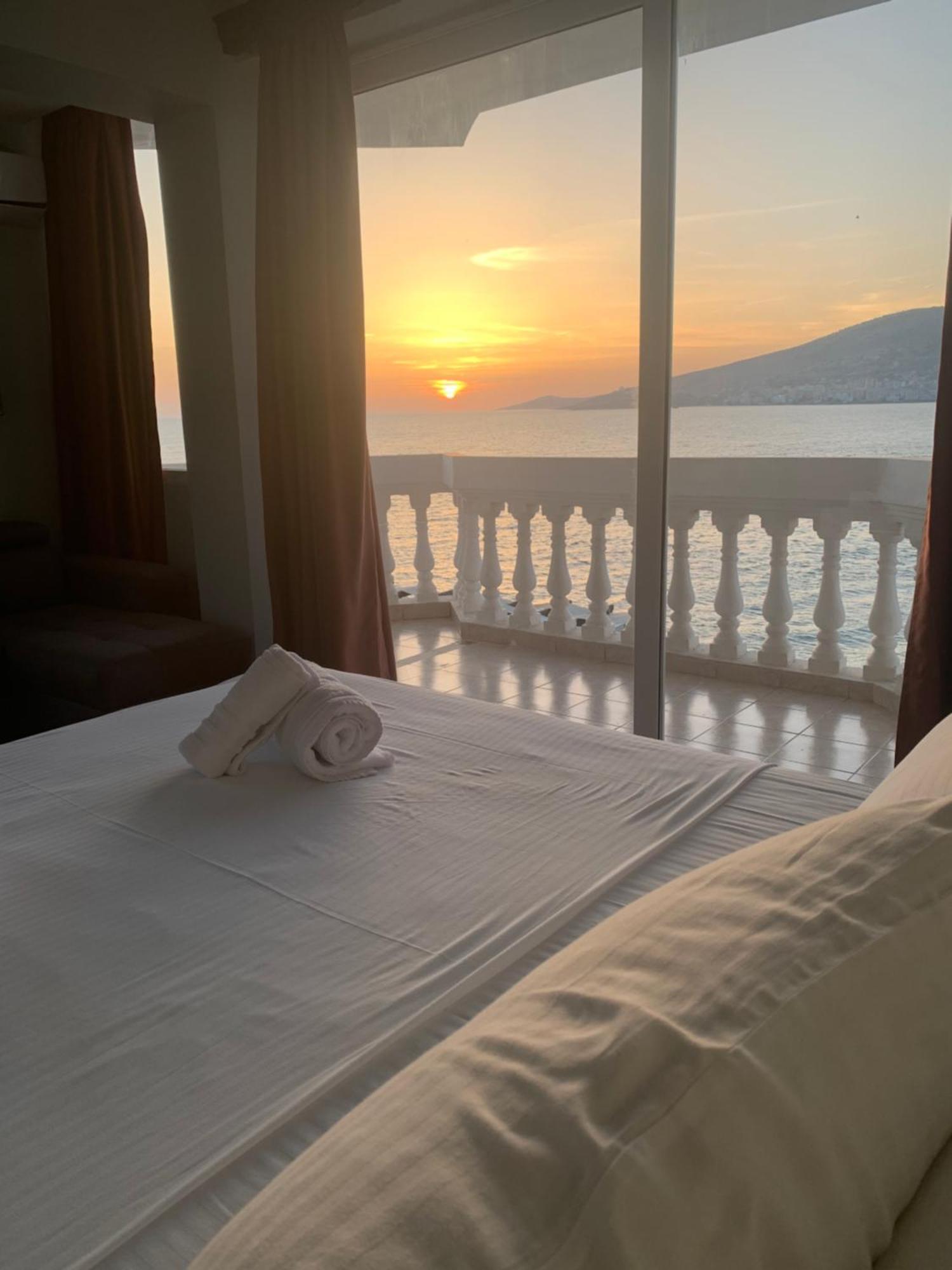 Hotel Dodona Sarande Ngoại thất bức ảnh