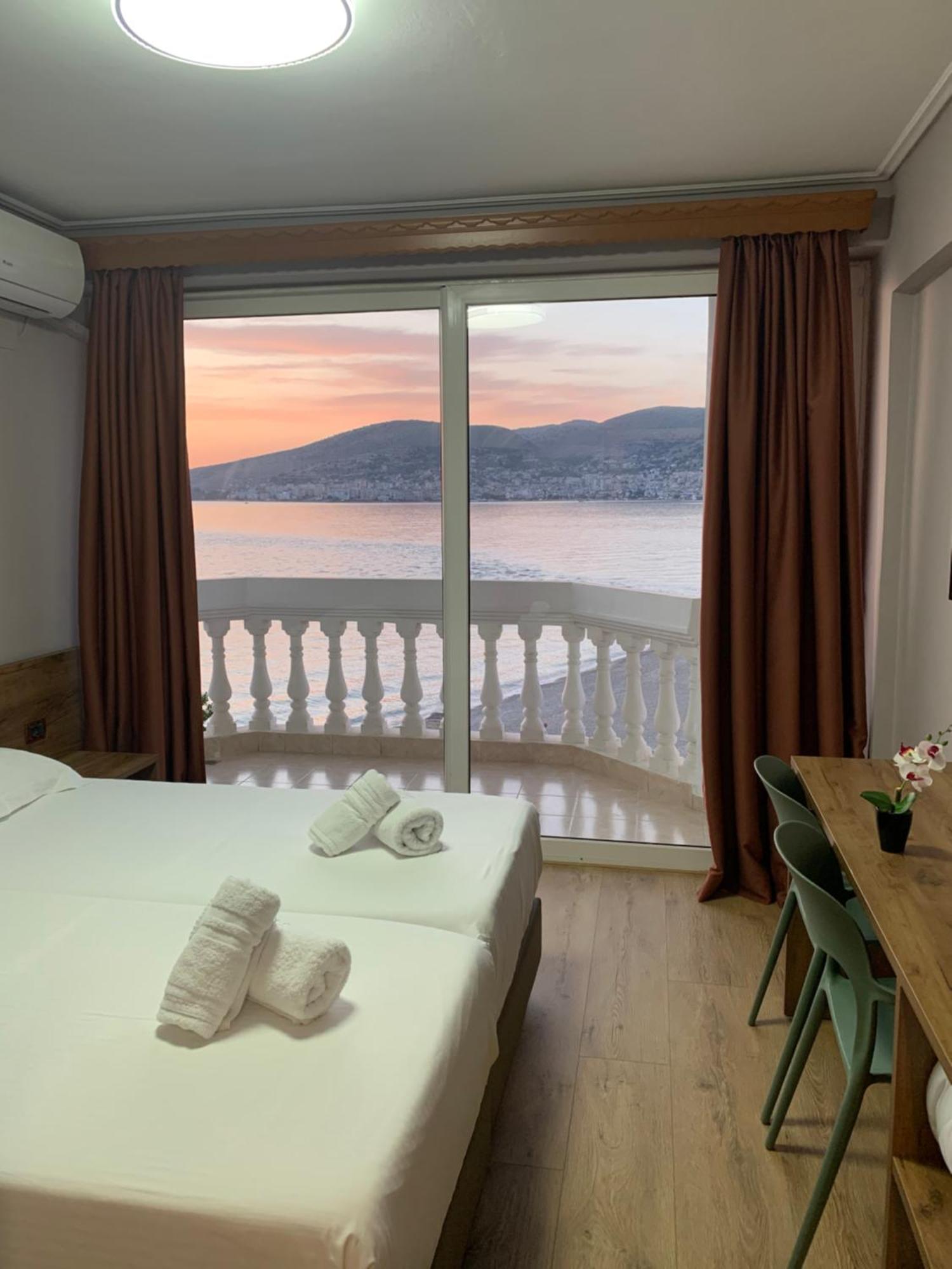 Hotel Dodona Sarande Ngoại thất bức ảnh