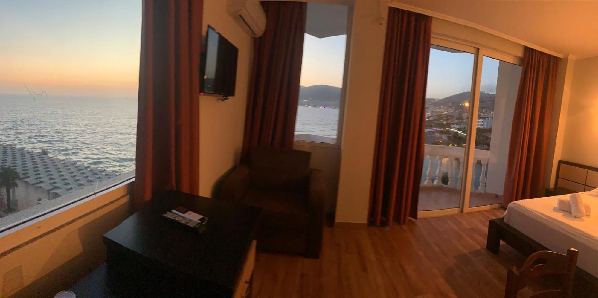Hotel Dodona Sarande Ngoại thất bức ảnh