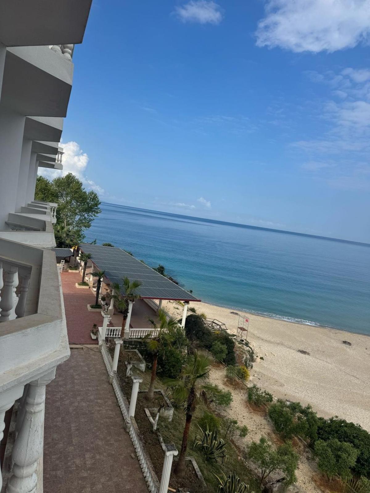 Hotel Dodona Sarande Ngoại thất bức ảnh